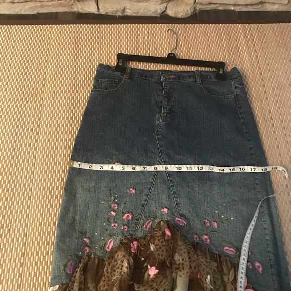 SOLD!!Fabulous Boho hippie leopard M/L denim skirt prairie cottage core - Picture 8 of 8